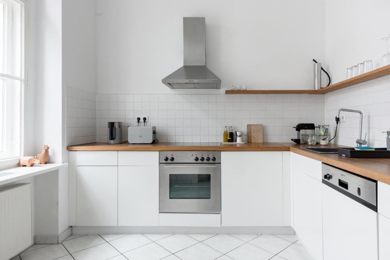 Luxury 2 Bedroom In The Heart Of Mitte, Apartament