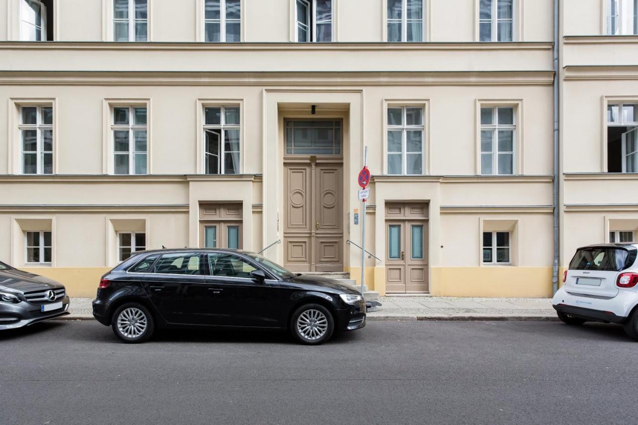 Luxury 2 Bedroom In The Heart Of Mitte, Apartament Berlin